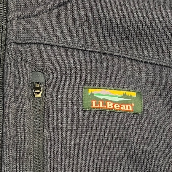 ⭐️ L.L. Bean Bean's Sweater Fleece, Hooded Full-Zip Jacket Size Small - Picture 3 of 7